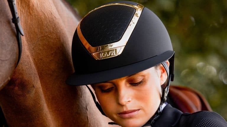 Bombe d'équitation 2026 : guide comparatif pour faire le bon choix